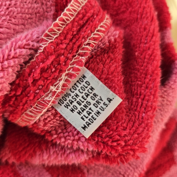 Royal Native Queen Bee Shorts Vintage Beach Towel Pink Upcycled Size XXS - Picture 5 of 6